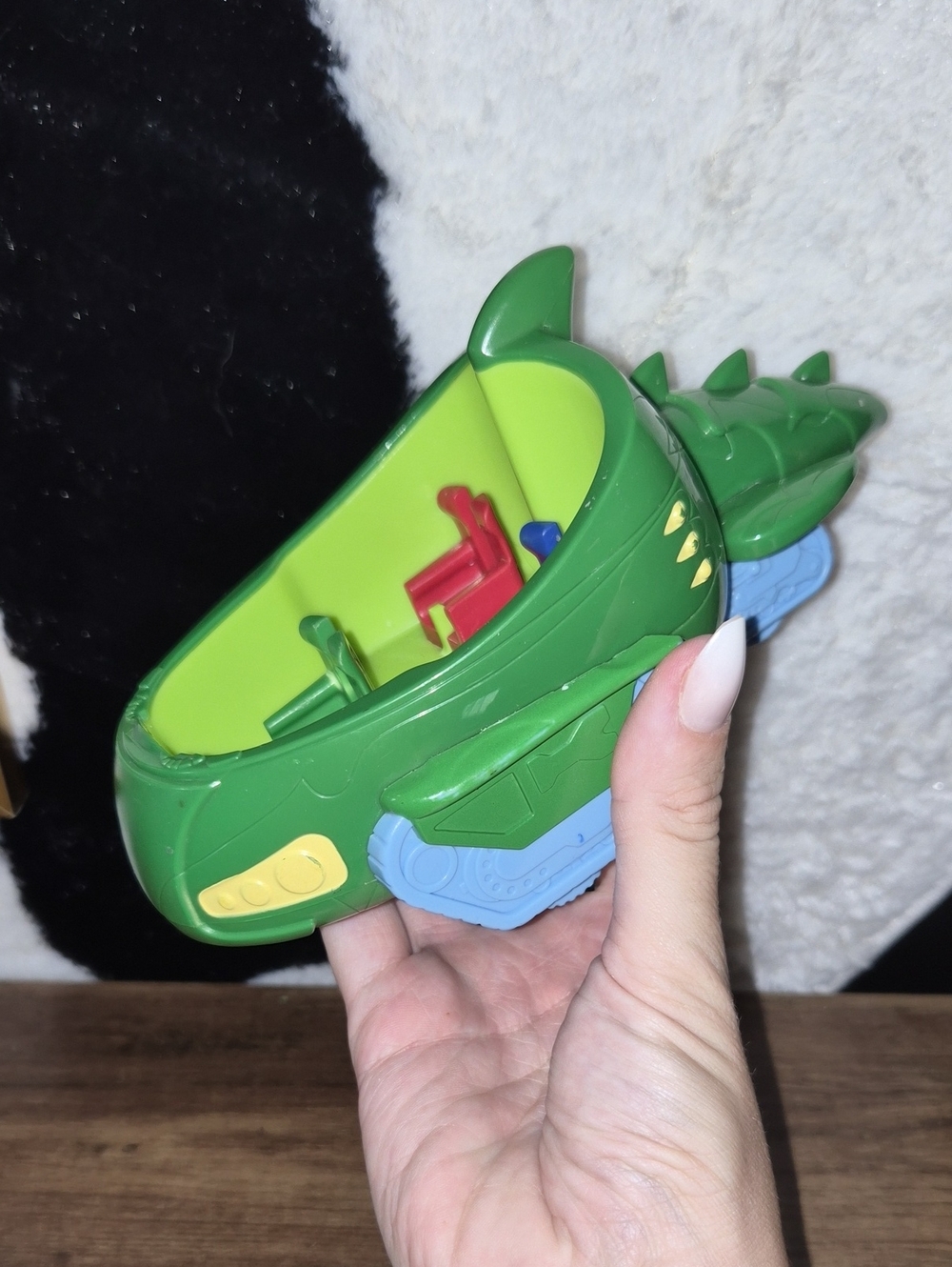 Green PJ Masks Gekko Mobile toy vehicle Car Kids Play